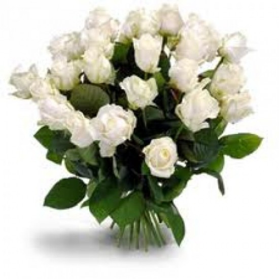 Μπουκέτο από λευκά τριαντάφυλλα