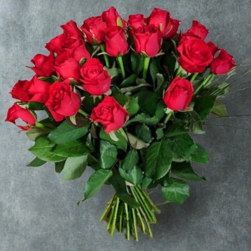 Ανθοδέσμη με κόκκινα τριαντάφυλλα ΕΚΟΥΑΔΟΡ