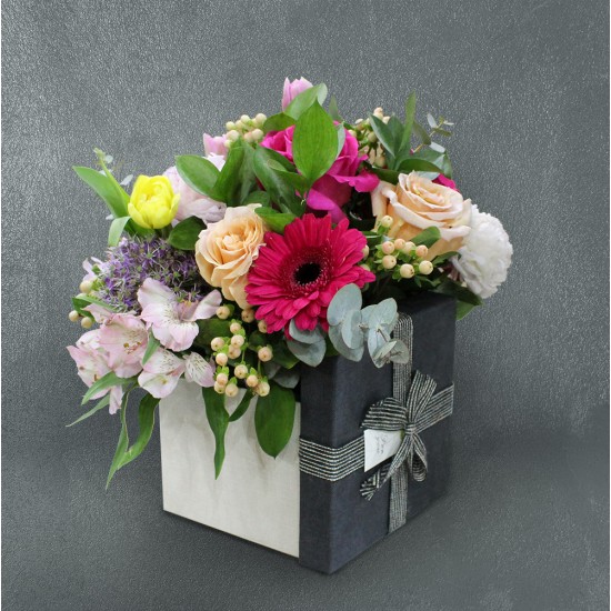 Σύνθεση σε κουτί δώρου